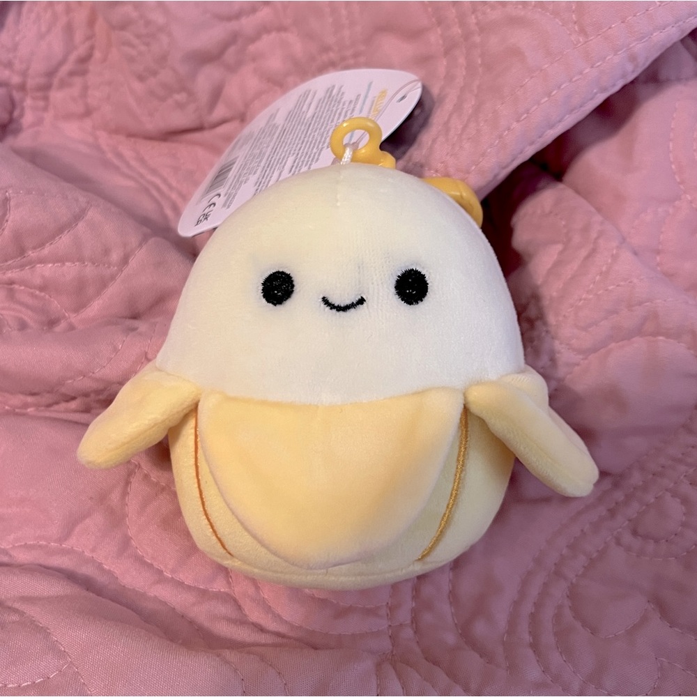 Junie the banana squishmallows NWT 3.5” clip HTF squishmallow keychain